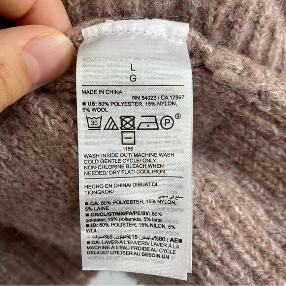NWOT Old Navy Wool Blend Wild Cable Knit Pullover Rose Dawn Sweater L - Picture 4 of 7